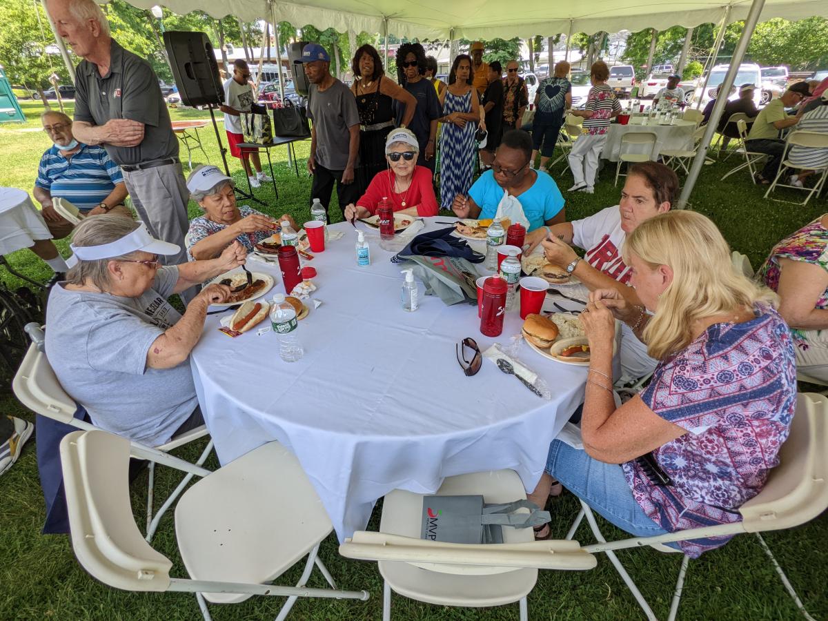 July 2022 - Annual Senior Picnic at the Riverfront 09