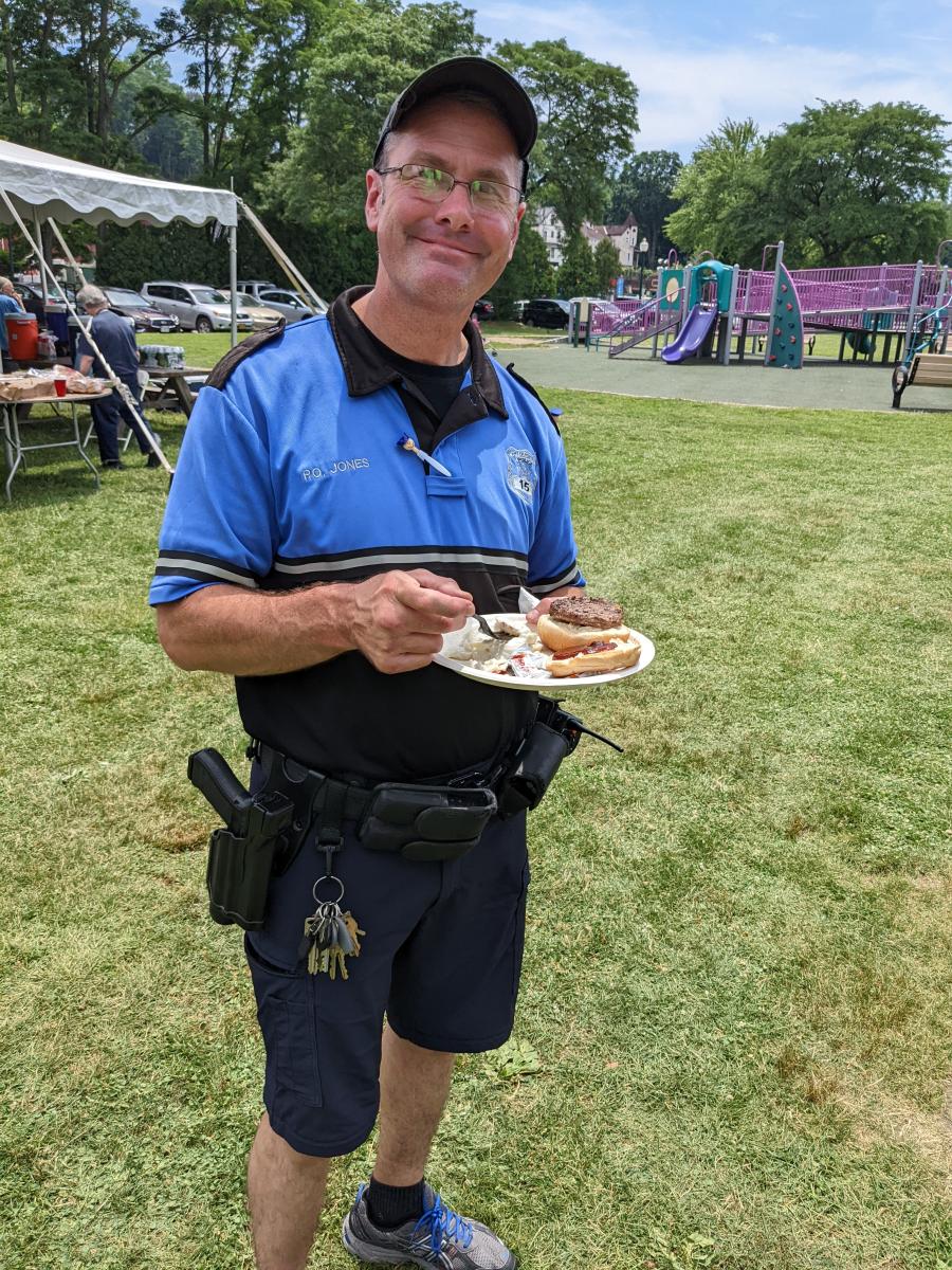 July 2022 - Annual Senior Picnic at the Riverfront 08