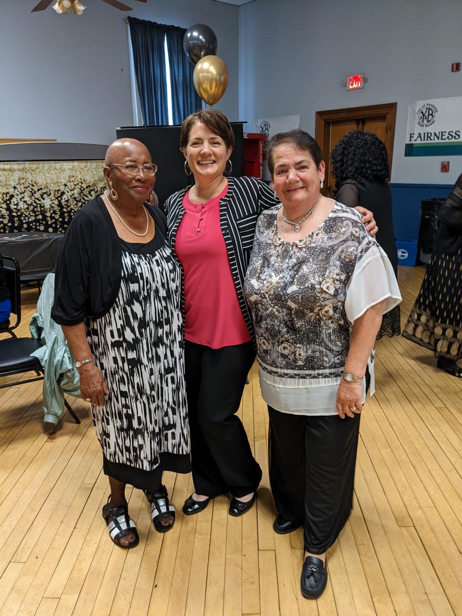 May 2022 - Senior Prom, Line Dancing 21