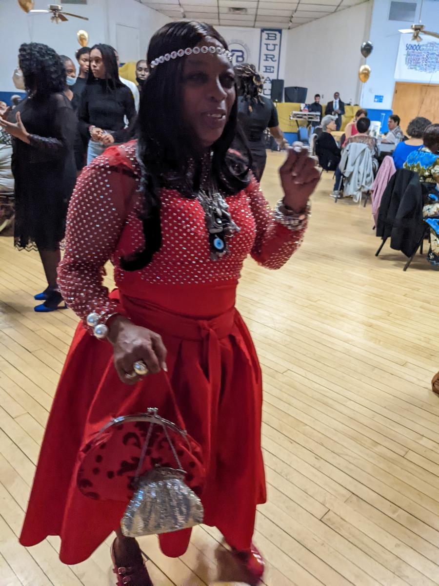 May 2022 - Senior Prom, Line Dancing 16