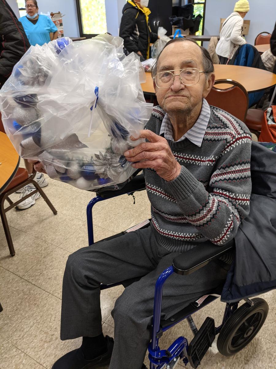 November 2021 - Youth Bureau, Holiday Cheer 01