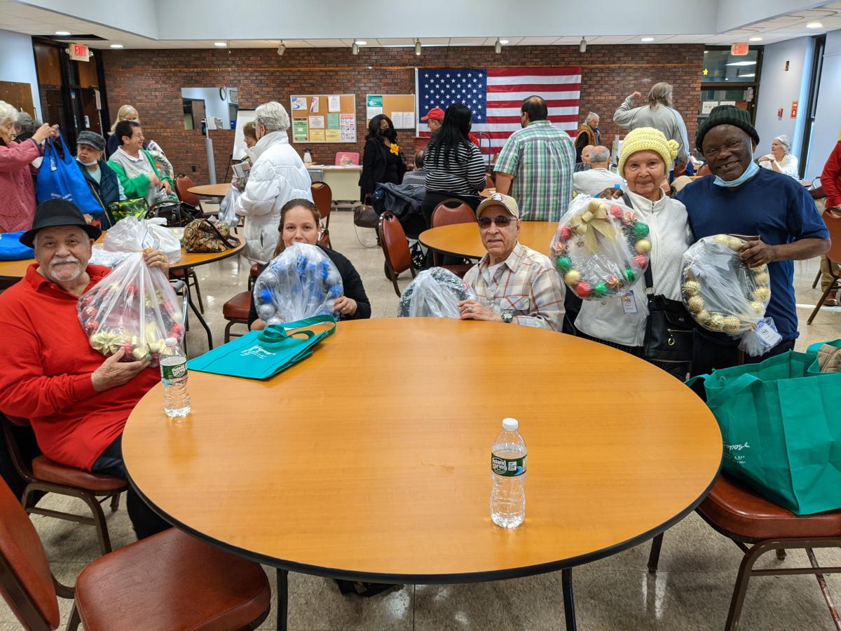 November 2021 - Youth Bureau, Holiday Cheer 03