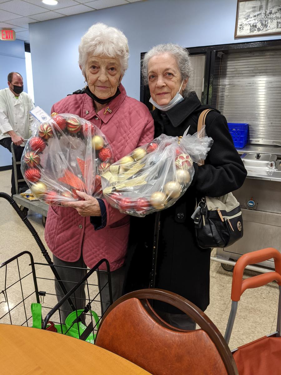 November 2021 - Youth Bureau, Holiday Cheer 04